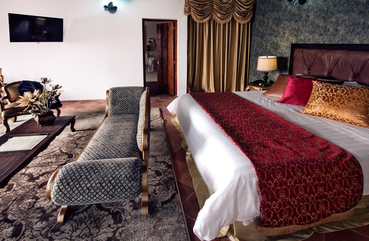 Hotel Dona Manuela Mompos Exterior photo